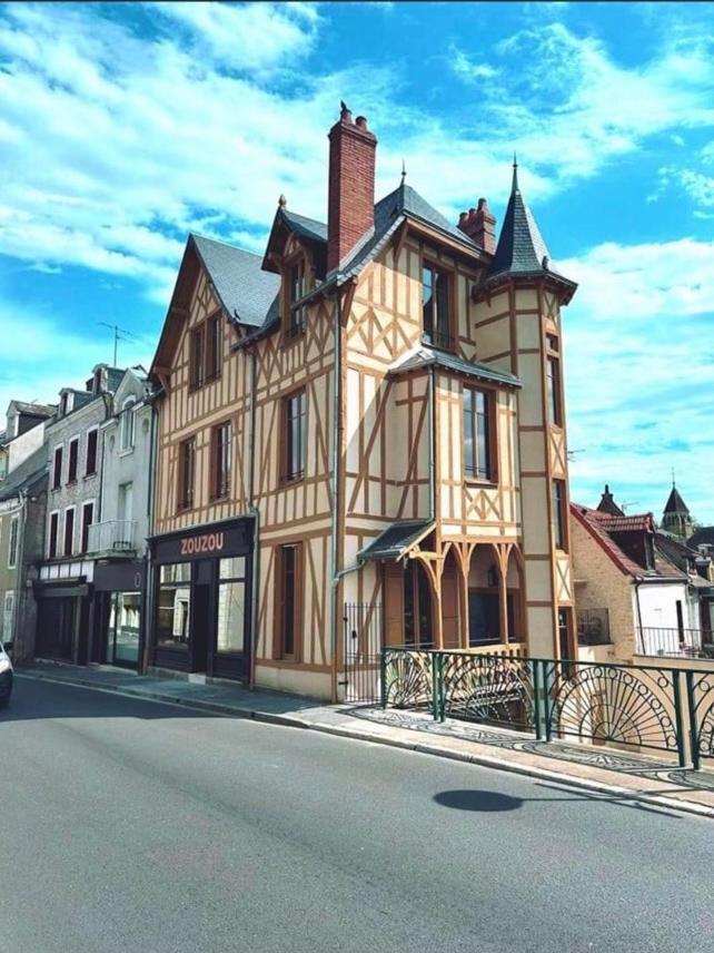 Logis Hotel La Maison A Pan De Bois Vierzon Exteriér fotografie