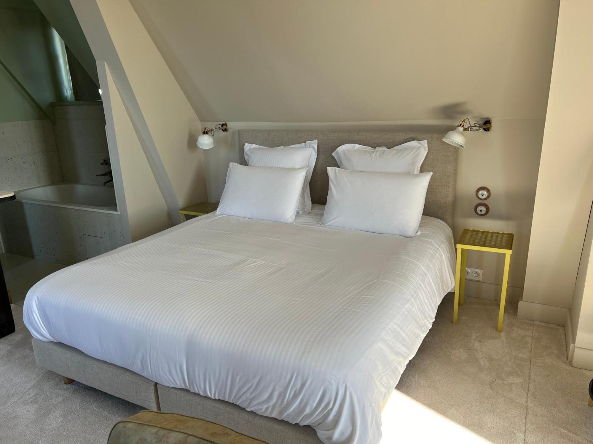 Logis Hotel La Maison A Pan De Bois Vierzon Exteriér fotografie